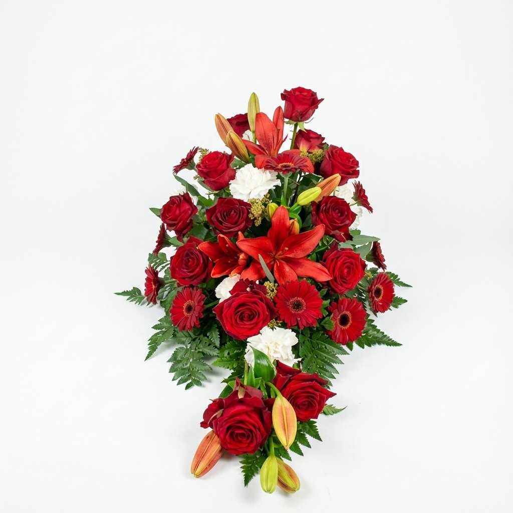 Båredekoration med bær, roser og liljer